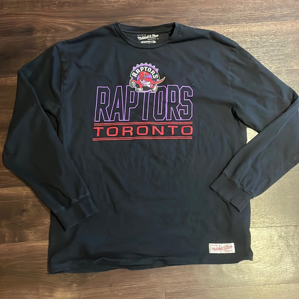 Toronto Raptors long sleeve T-shirt